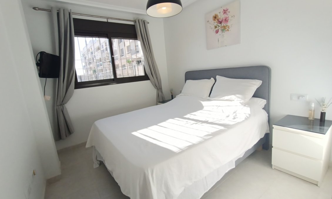 Revânzare - Apartament -
Sucina - Inland