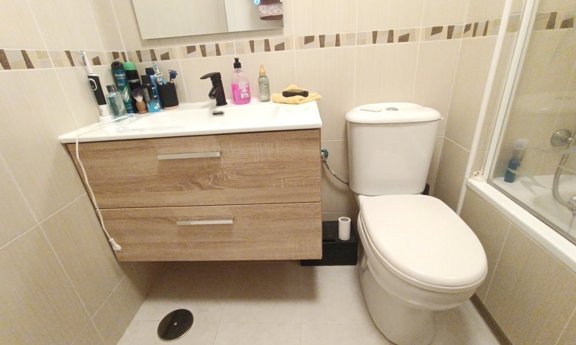Revânzare - Apartament -
Sucina - Inland