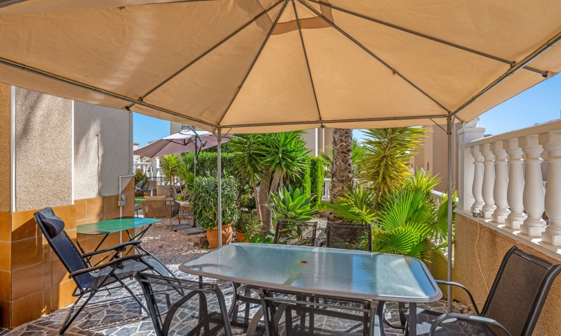 Segunda mano - Villa -
Villamartin - Costa Blanca