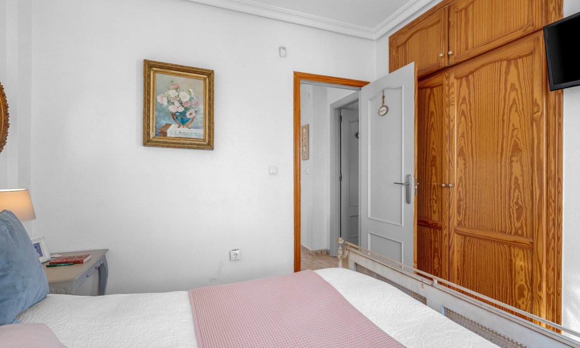 Segunda mano - Villa -
Villamartin - Costa Blanca