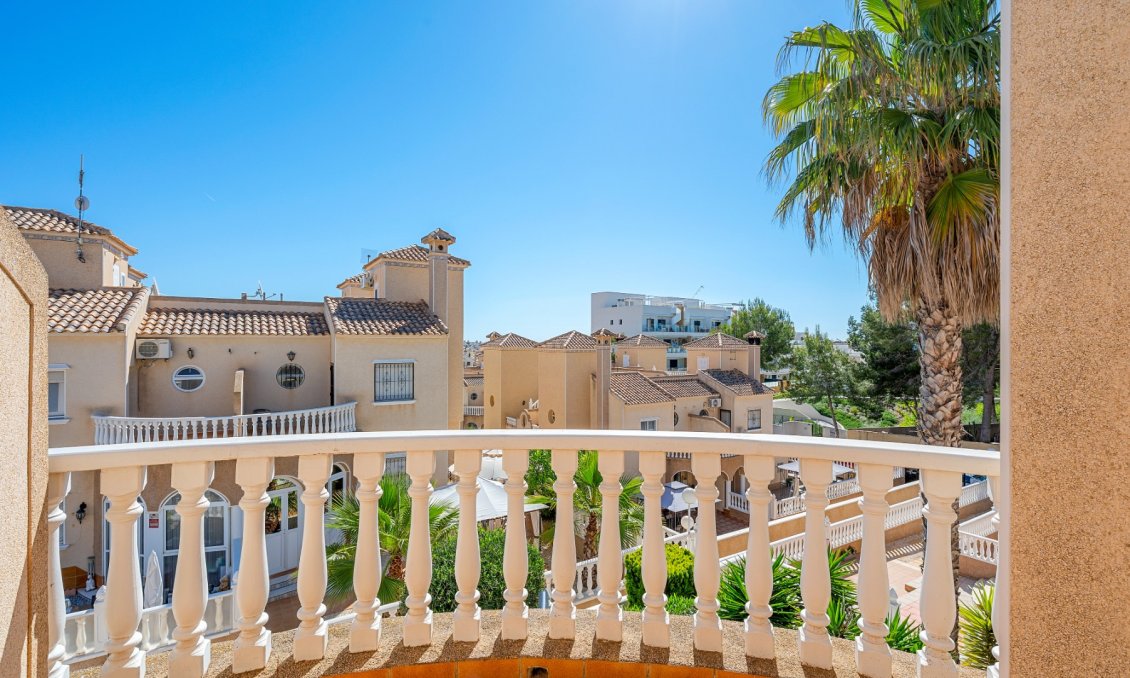 Segunda mano - Villa -
Villamartin - Costa Blanca