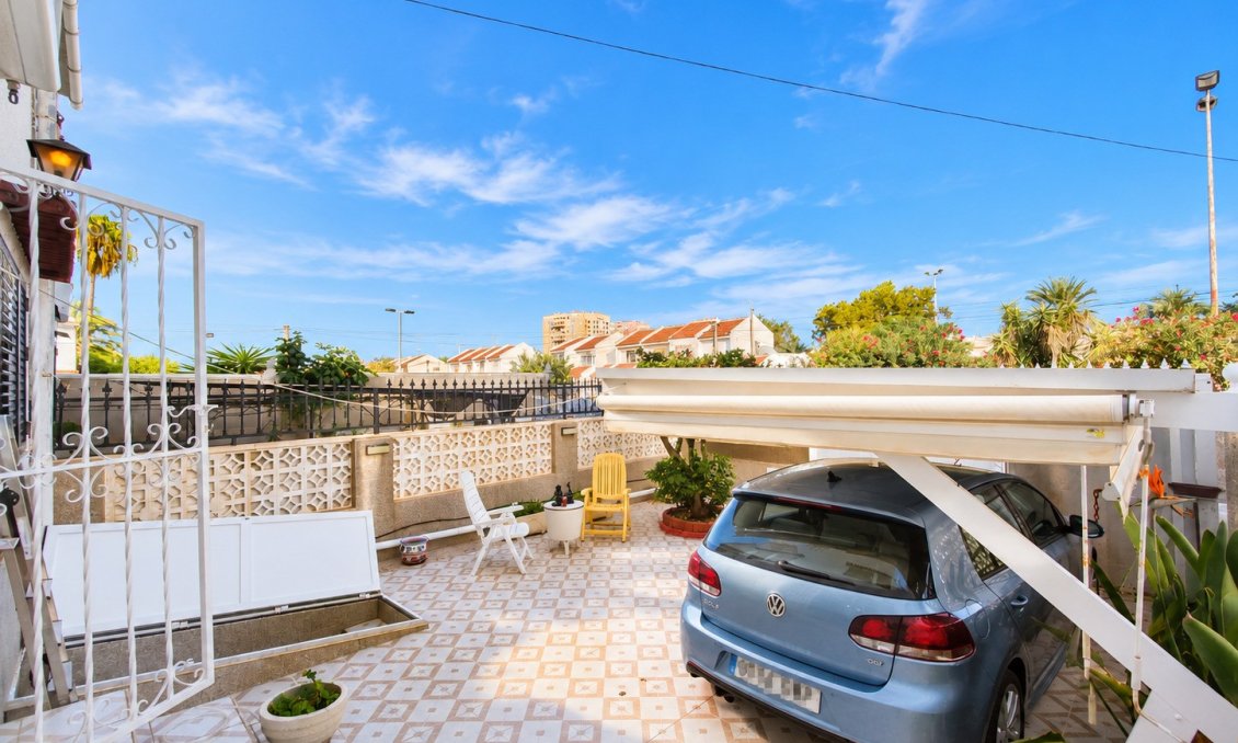Segunda mano - Adosado -
Torrevieja - Costa Blanca