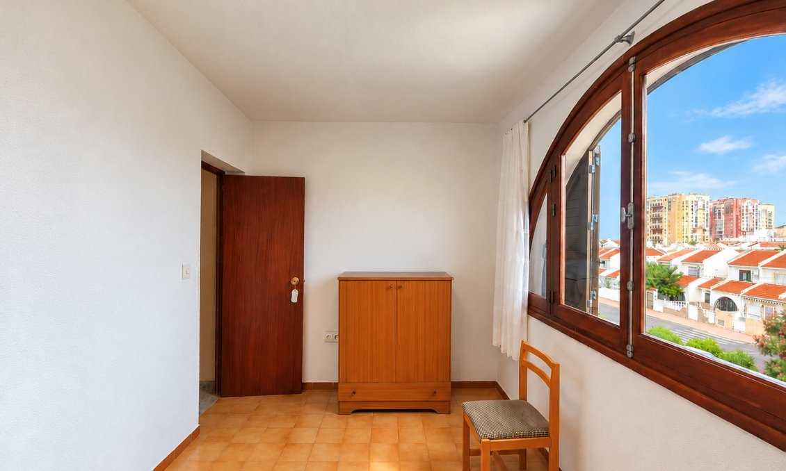 Segunda mano - Adosado -
Torrevieja - Costa Blanca