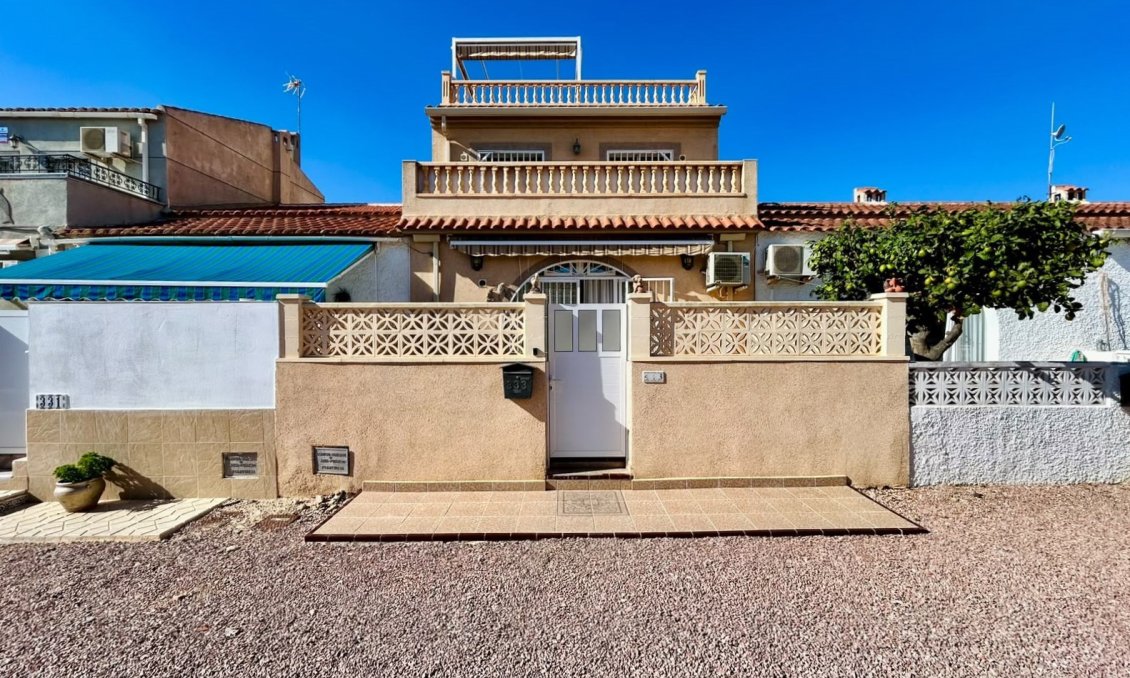 Segunda mano - Adosado -
Torrevieja - Costa Blanca