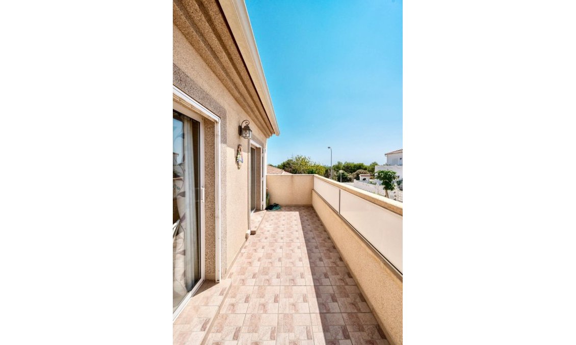 Segunda mano - Adosado -
Torrevieja - Costa Blanca