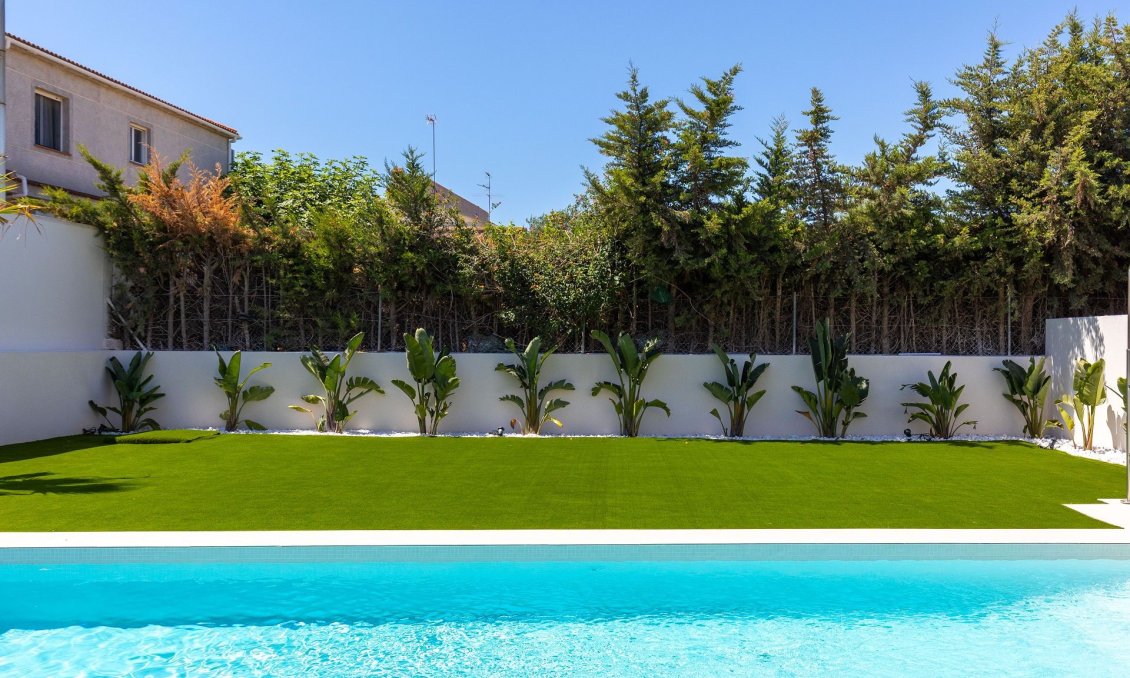 Segunda mano - Villa -
Torrevieja - Costa Blanca
