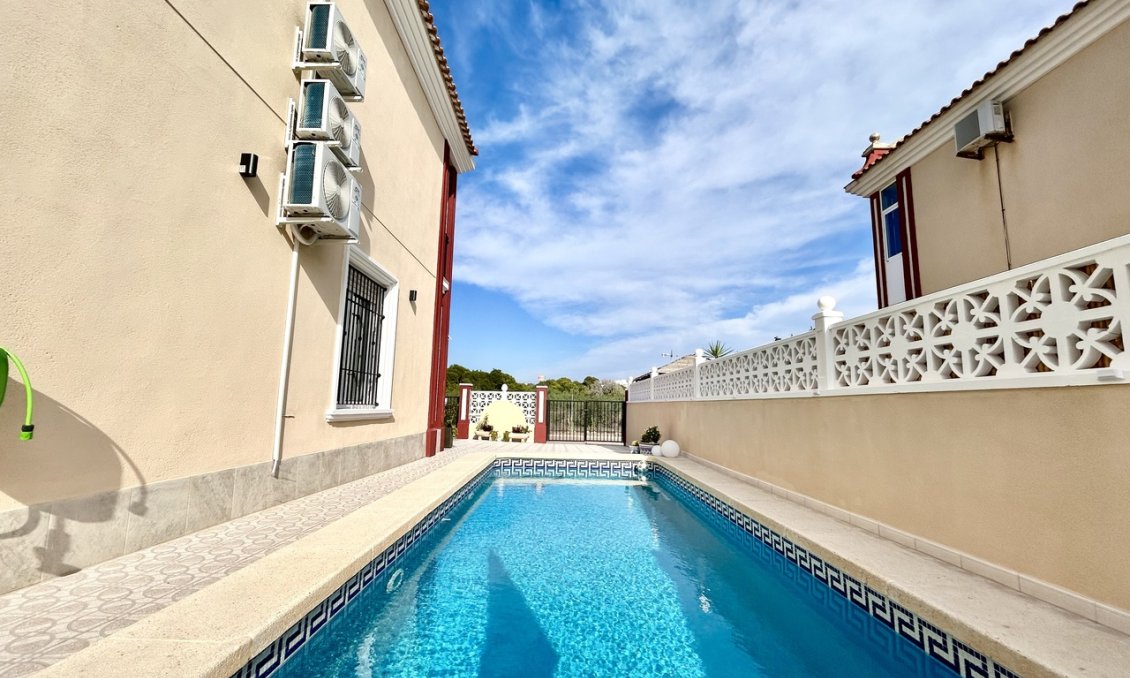Segunda mano - Adosado -
Dehesa de Campoamor - Costa Blanca