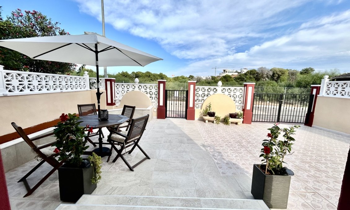 Segunda mano - Adosado -
Dehesa de Campoamor - Costa Blanca