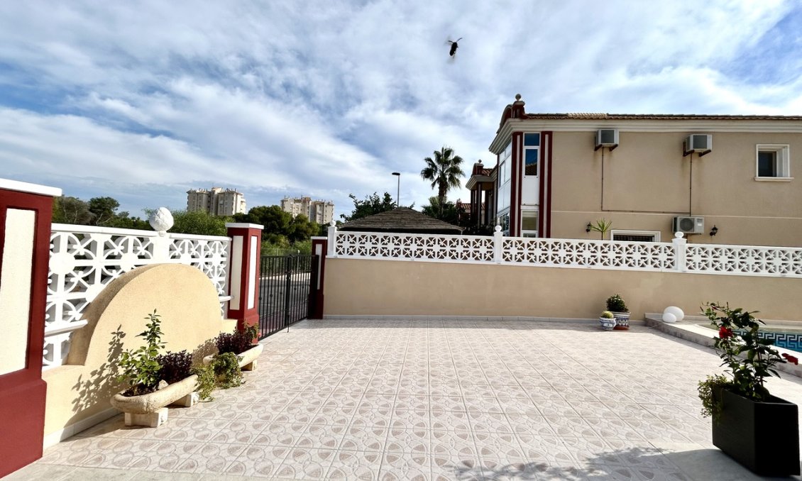 Segunda mano - Adosado -
Dehesa de Campoamor - Costa Blanca