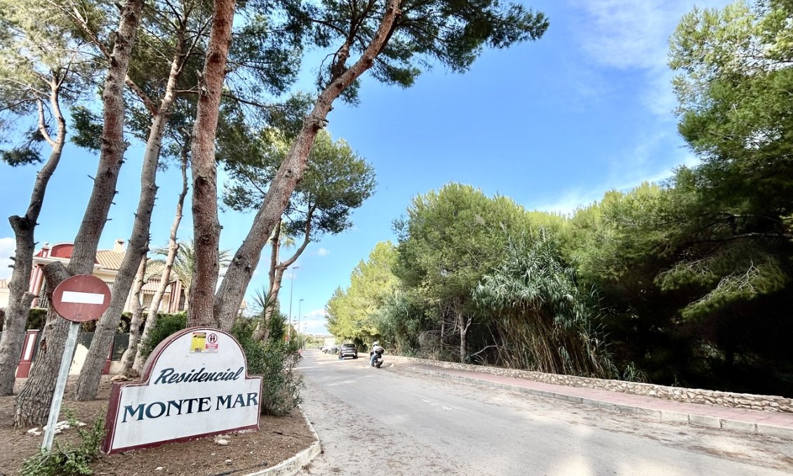 Segunda mano - Adosado -
Dehesa de Campoamor - Costa Blanca