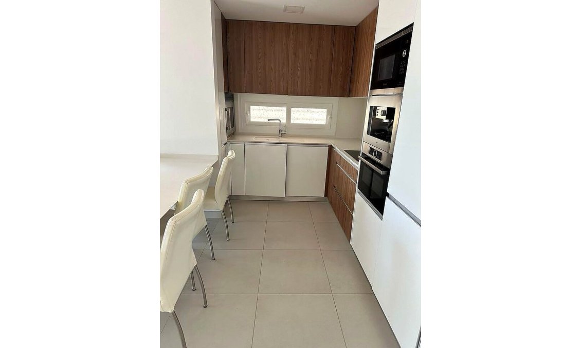 Segunda mano - Apartamento -
Torrevieja - Torreta Florida