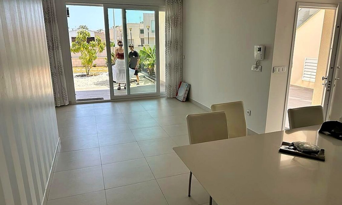 Segunda mano - Apartamento -
Torrevieja - Torreta Florida