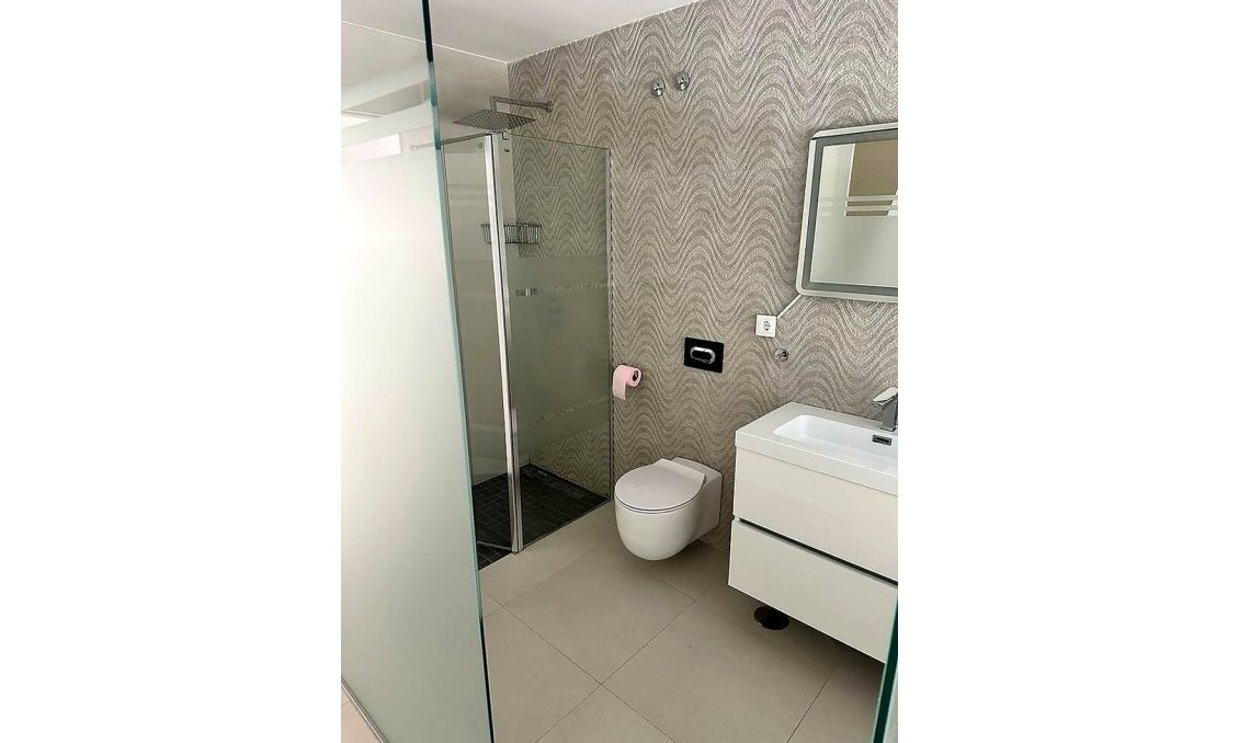 Segunda mano - Apartamento -
Torrevieja - Torreta Florida