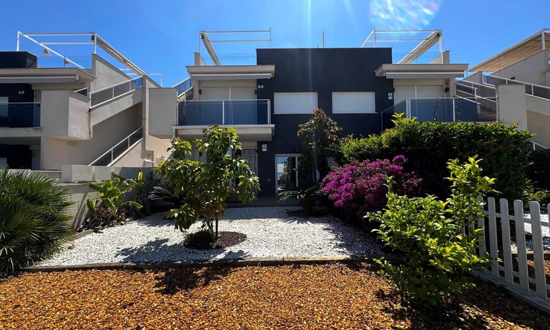 Segunda mano - Apartamento -
Torrevieja - Torreta Florida