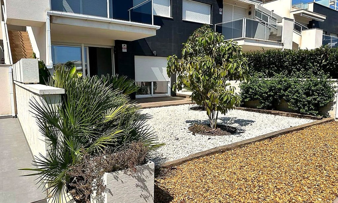 Segunda mano - Apartamento -
Torrevieja - Torreta Florida