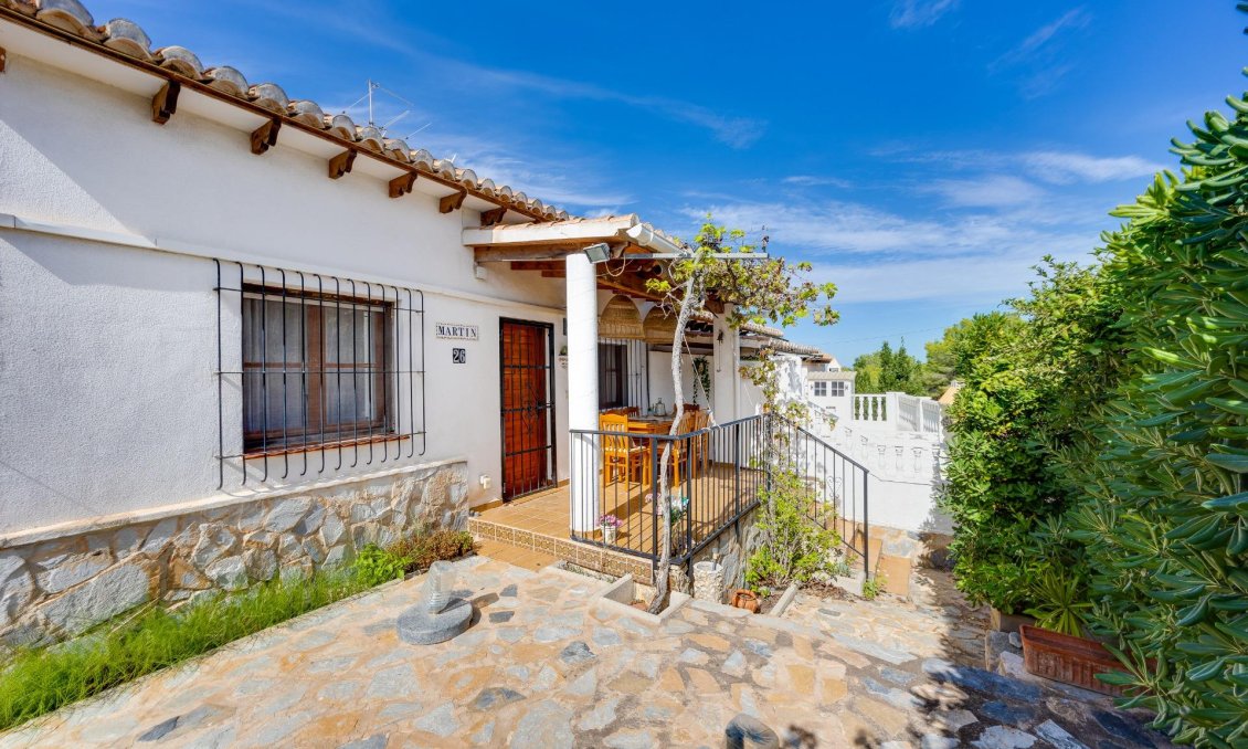 Segunda mano - Bungalow -
Torrevieja - Los Balcones