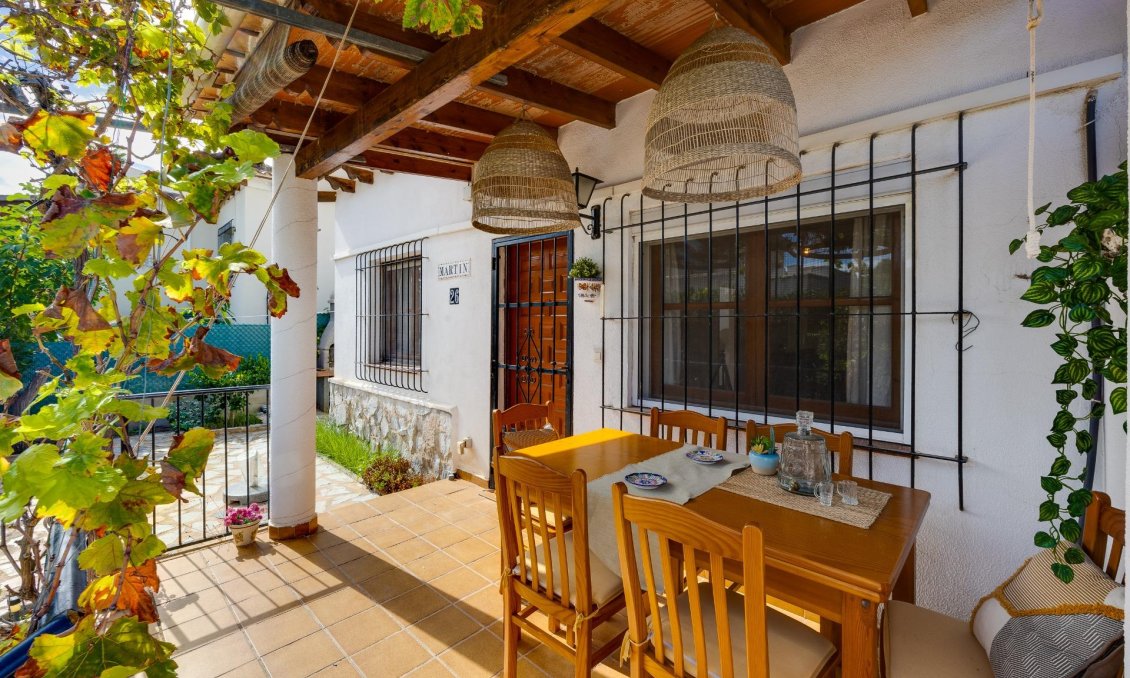 Segunda mano - Bungalow -
Torrevieja - Los Balcones