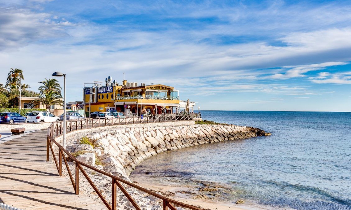 Segunda mano - Bungalow -
Torrevieja - Los Balcones