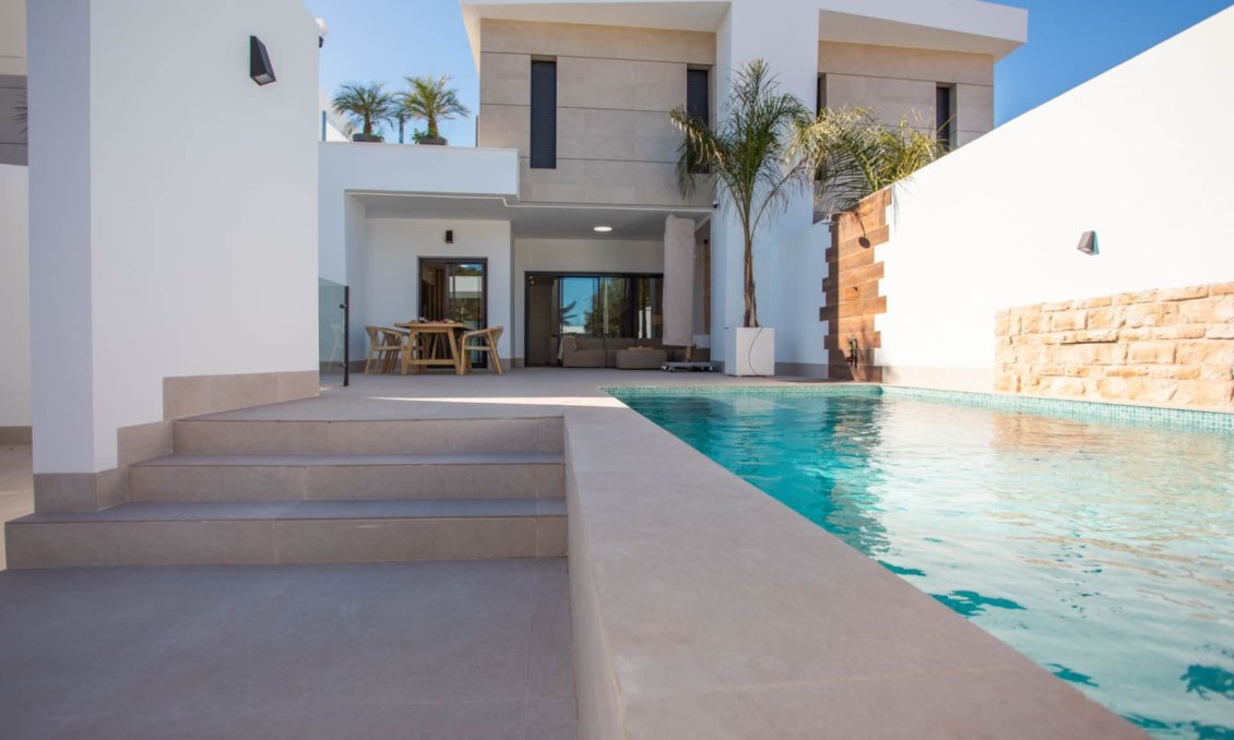 Segunda mano - Villa -
Dolores - Costa Blanca
