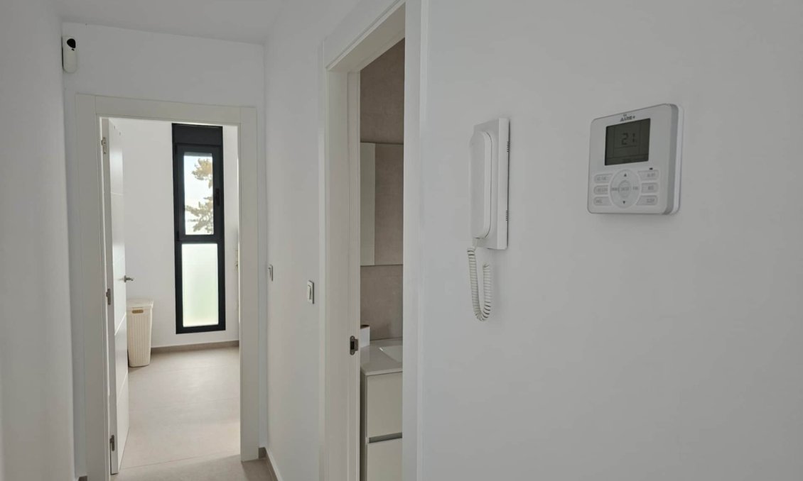 Segunda mano - Villa -
Dolores - Costa Blanca
