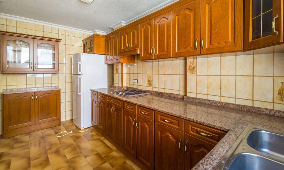 Segunda mano - Apartamento -
Torrevieja - La Mata Pueblo