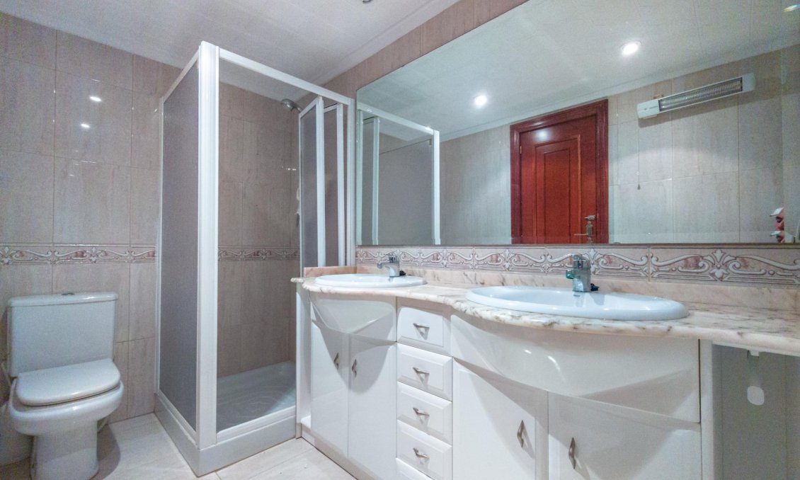 Segunda mano - Apartamento -
Torrevieja - La Mata Pueblo