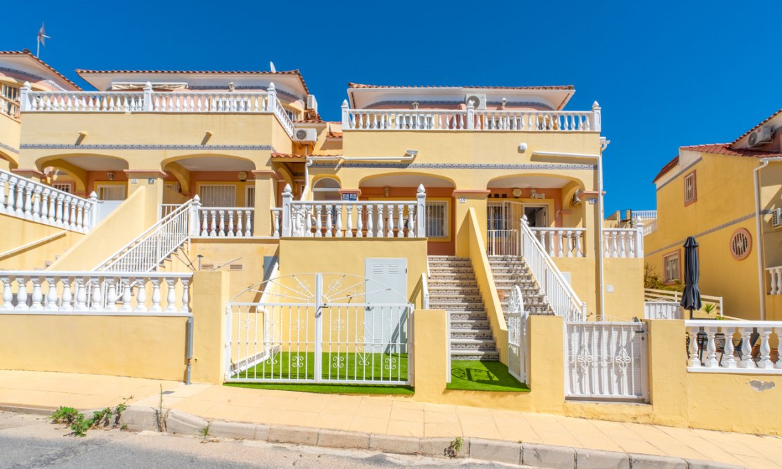 Segunda mano - Adosado -
Villamartin - Costa Blanca