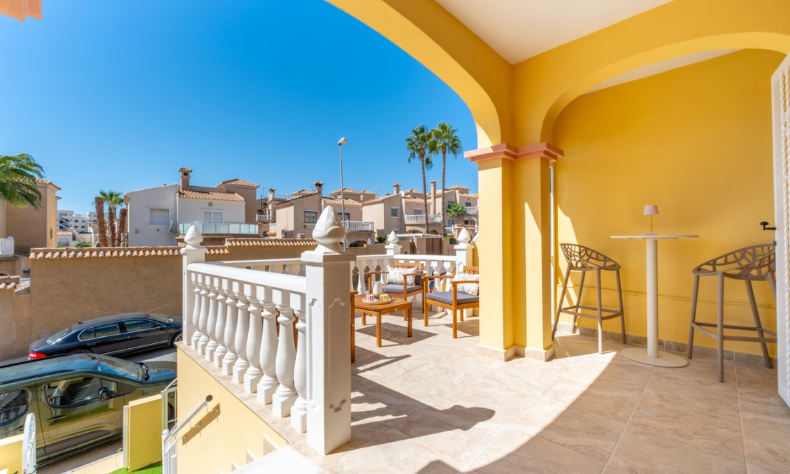 Segunda mano - Adosado -
Villamartin - Costa Blanca