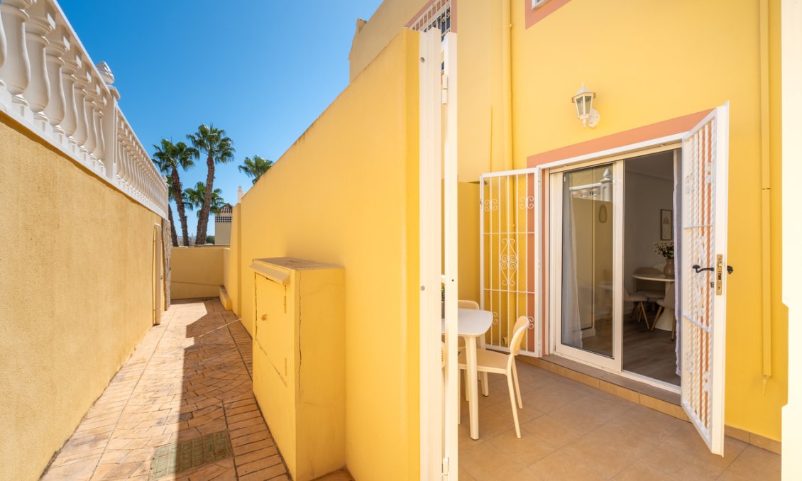 Segunda mano - Adosado -
Villamartin - Costa Blanca