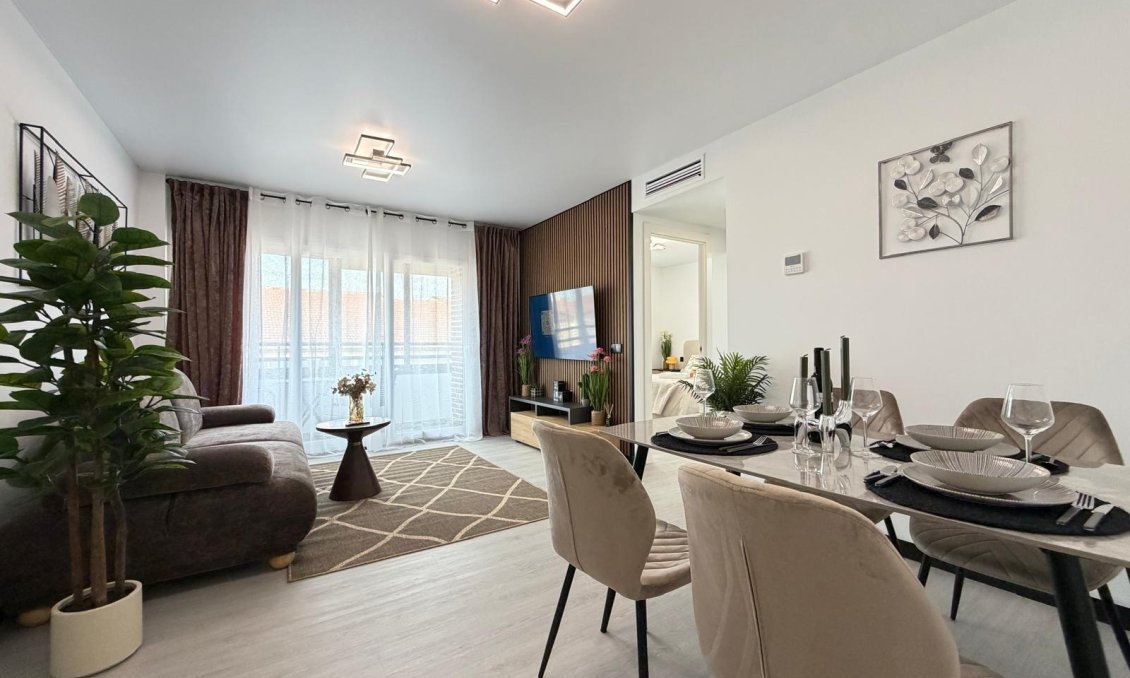 Segunda mano - Apartamento -
Torrevieja - Playa del Cura