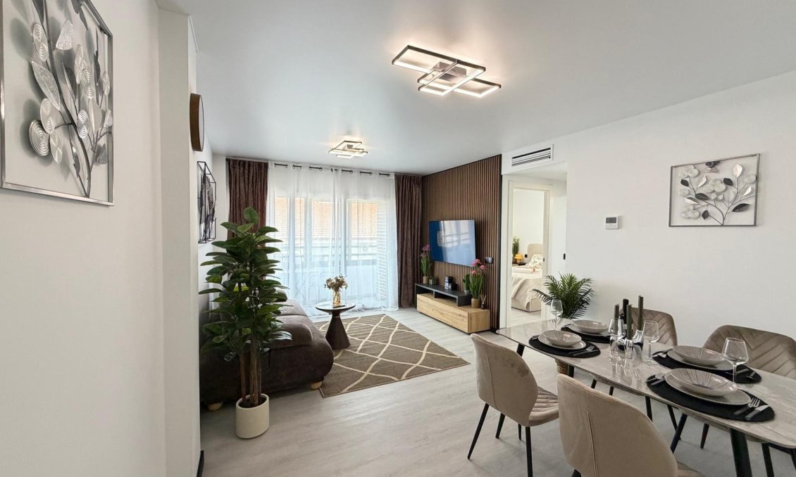 Segunda mano - Apartamento -
Torrevieja - Playa del Cura