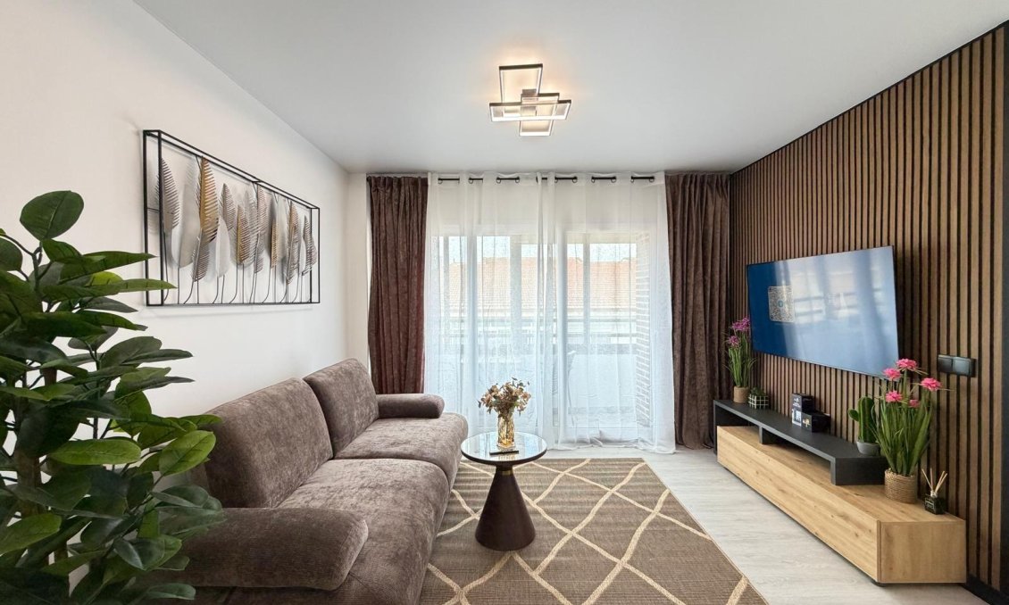 Segunda mano - Apartamento -
Torrevieja - Playa del Cura