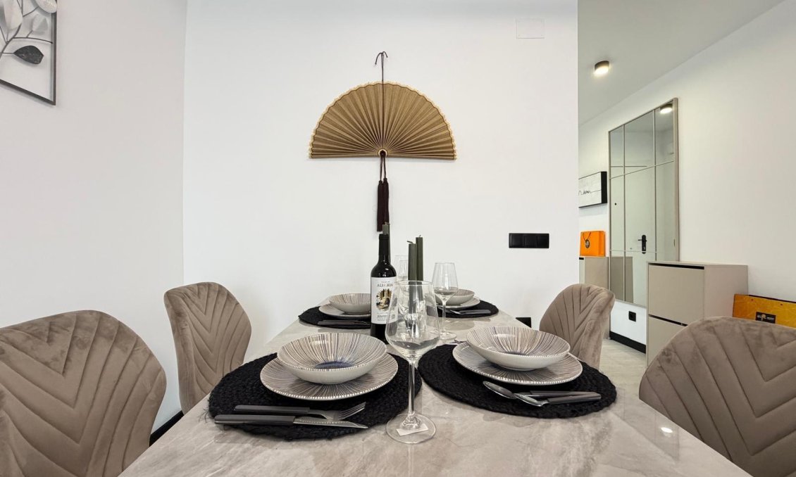Segunda mano - Apartamento -
Torrevieja - Playa del Cura
