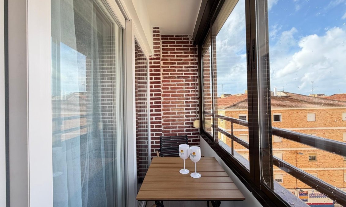 Segunda mano - Apartamento -
Torrevieja - Playa del Cura