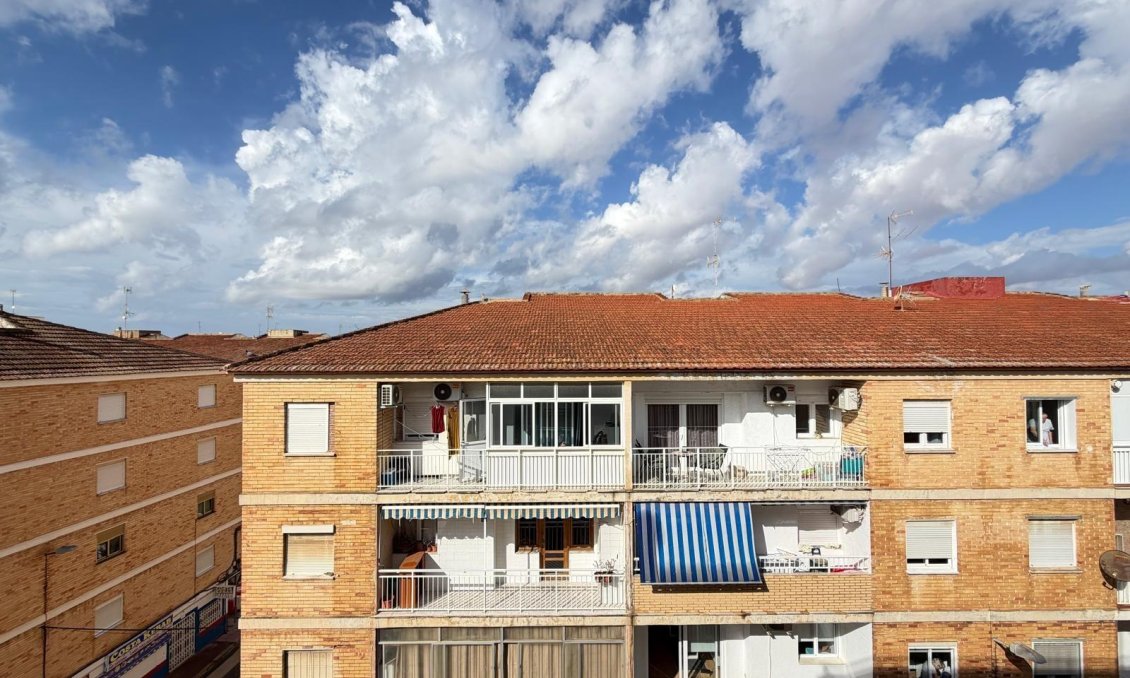 Segunda mano - Apartamento -
Torrevieja - Playa del Cura