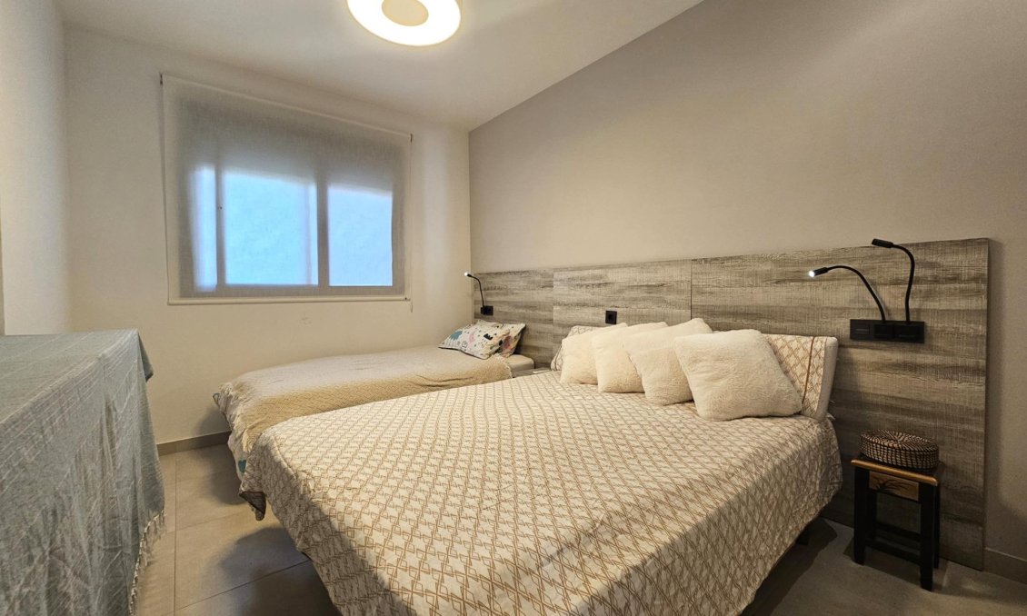 Segunda mano - Apartamento -
Guardamar del Segura - El Raso