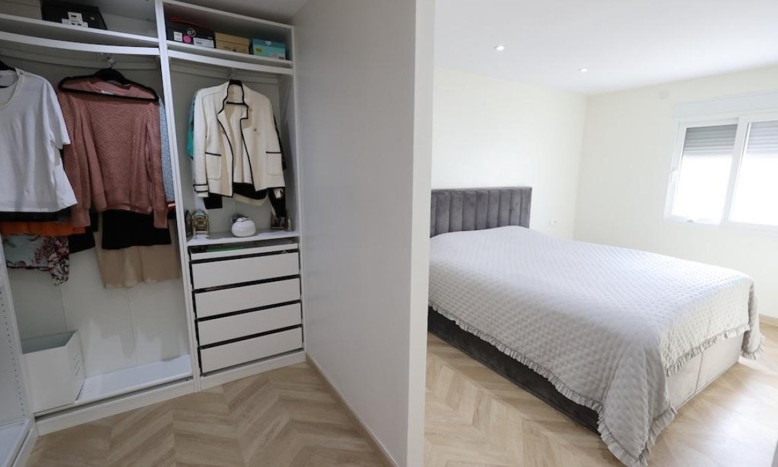 Segunda mano - Villa -
Torrevieja - Costa Blanca