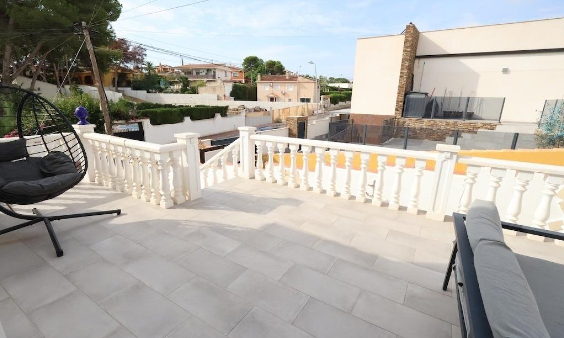 Segunda mano - Villa -
Torrevieja - Costa Blanca