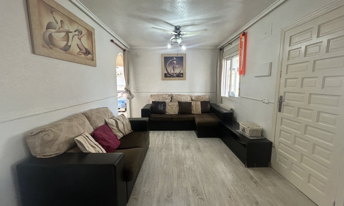 Segunda mano - Villa -
Camposol - Inland