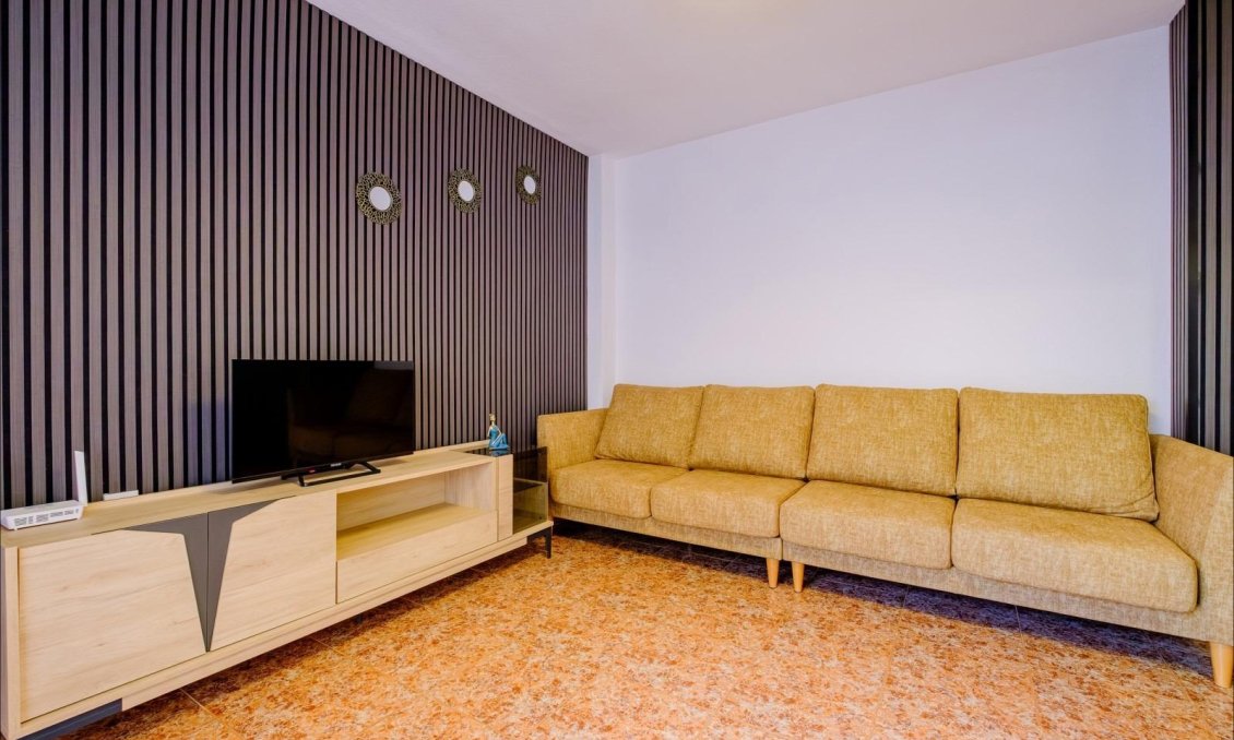 Segunda mano - Apartamento -
Torrevieja - Playa del Cura