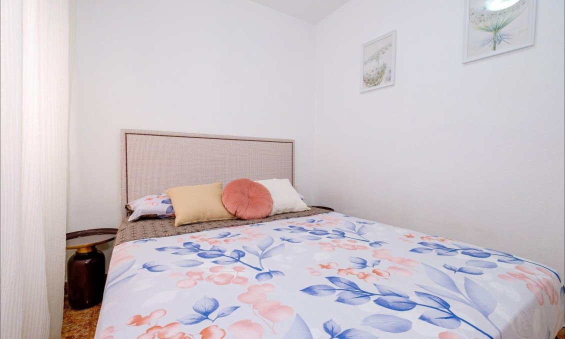 Segunda mano - Apartamento -
Torrevieja - Playa del Cura