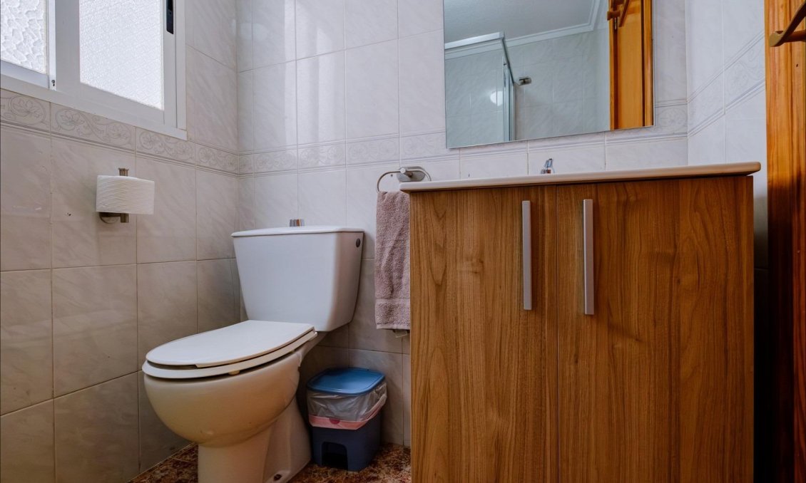 Segunda mano - Apartamento -
Torrevieja - Playa del Cura