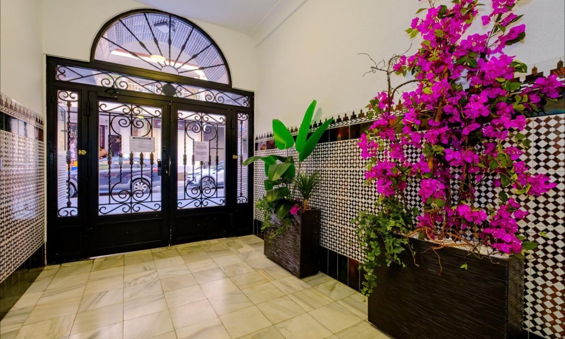 Segunda mano - Apartamento -
Torrevieja - Playa del Cura