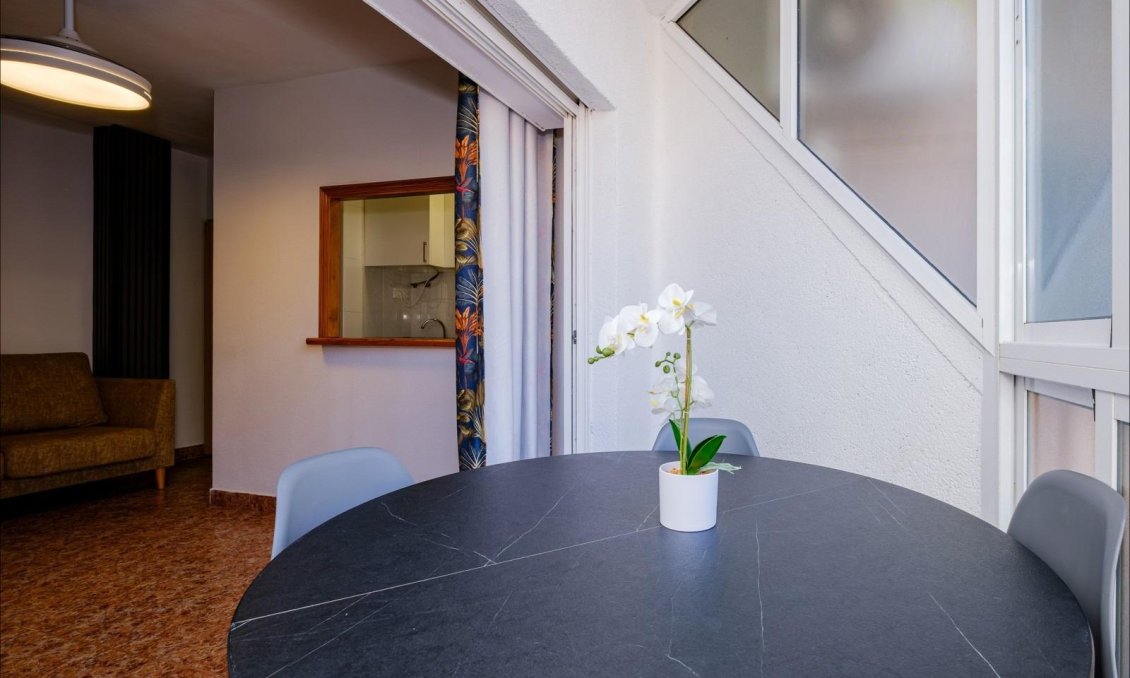 Segunda mano - Apartamento -
Torrevieja - Playa del Cura