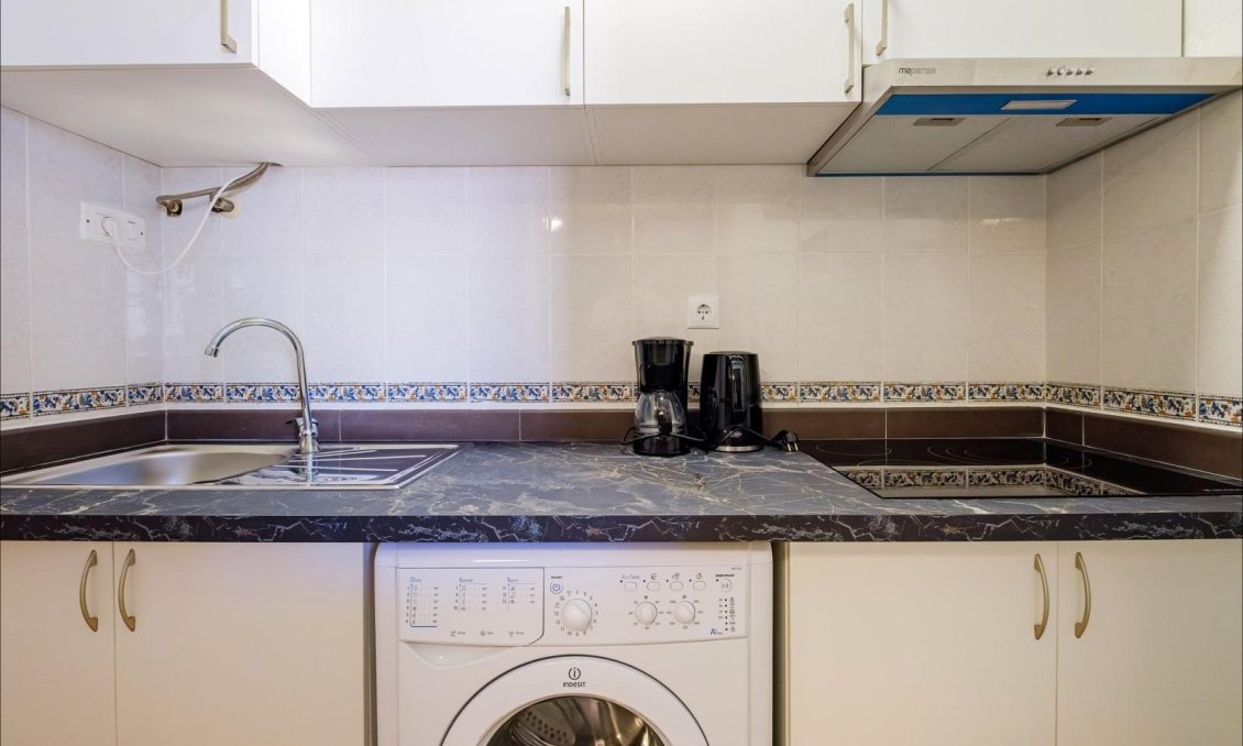 Segunda mano - Apartamento -
Torrevieja - Playa del Cura