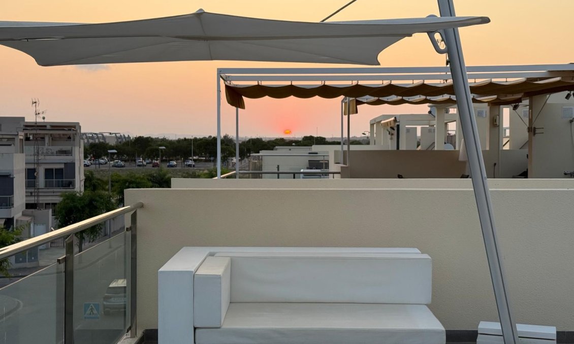 Segunda mano - Bungalow -
Pilar de la Horadada - Costa Blanca