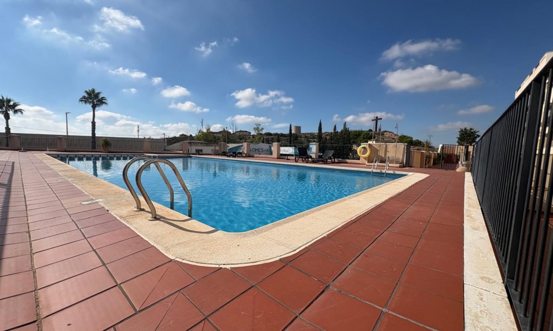 Segunda mano - Apartamento -
Sucina - Inland
