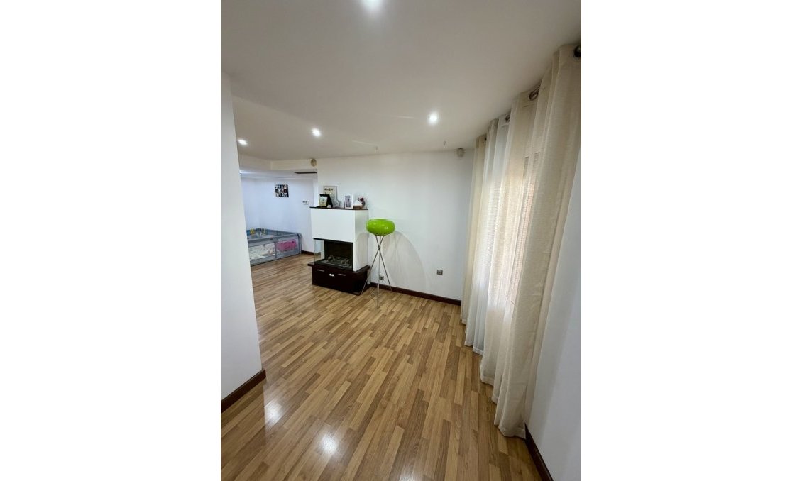 Segunda mano - Bungalow -
Benferri - Inland
