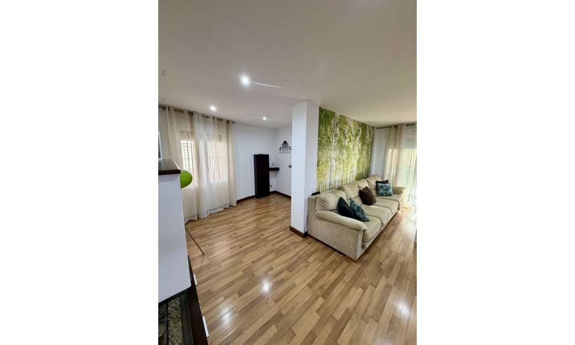Segunda mano - Bungalow -
Benferri - Inland