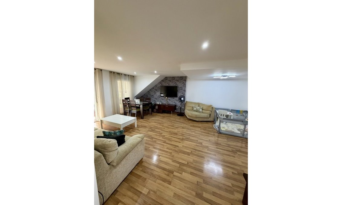 Segunda mano - Bungalow -
Benferri - Inland